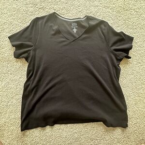 Croft & Barrow black V-Neck Tee